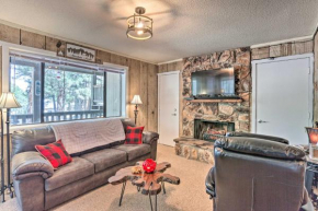 Cozy Angel Fire Condo Less Than half Mile to Resort!